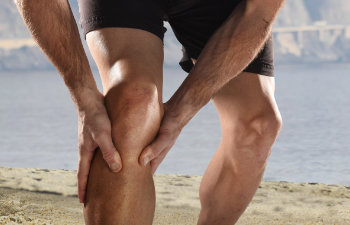 man leg hurts while running